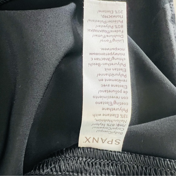 SPANX Faux Leather Matte Black Camo Leggings High Waist Size XS Like New - Picture 8 of 10